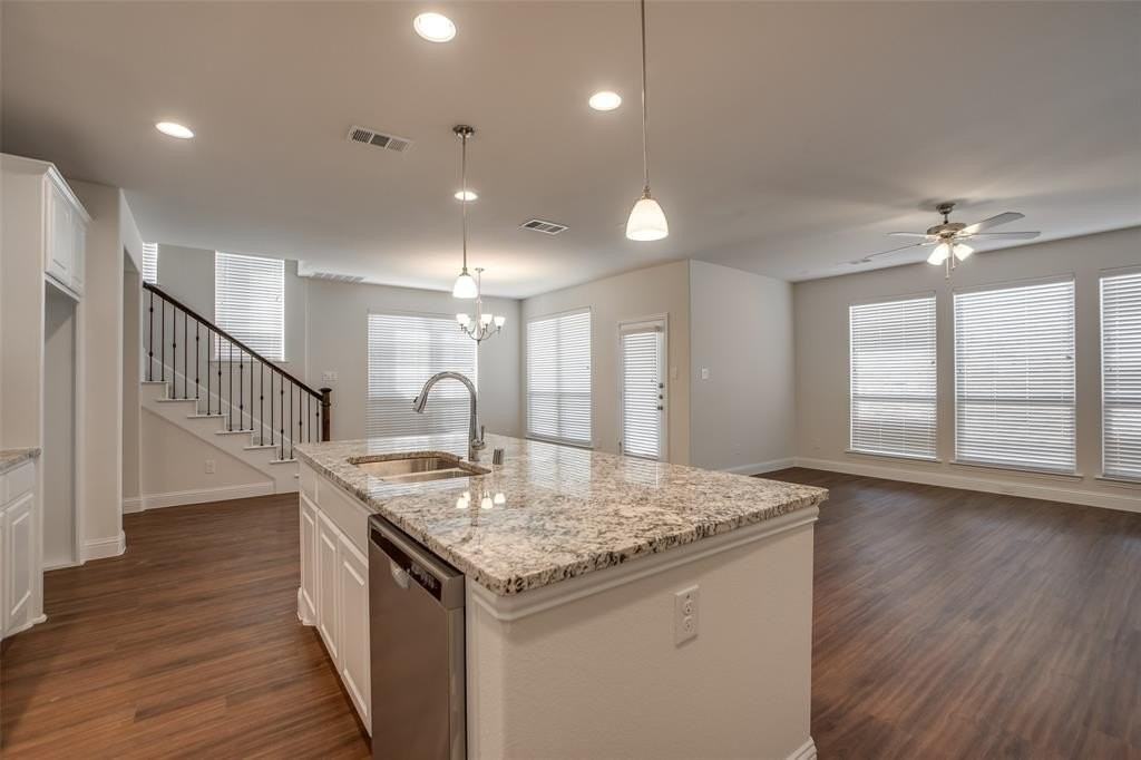 3105 Damsel Sauvage Ln - Photo 2 of 18