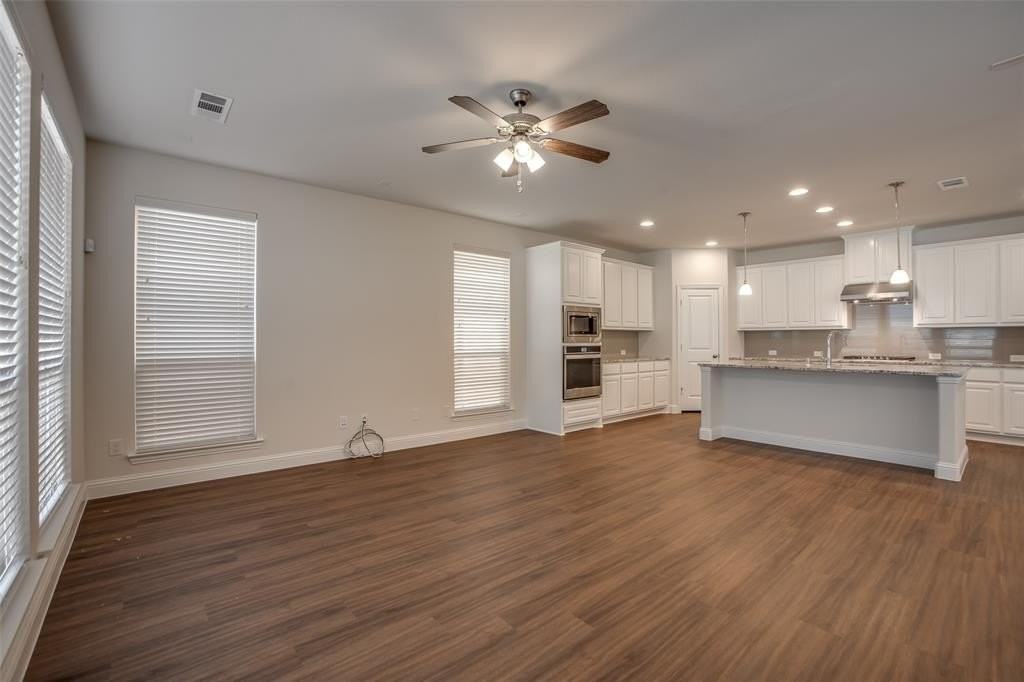 3105 Damsel Sauvage Ln - Photo 7 of 18