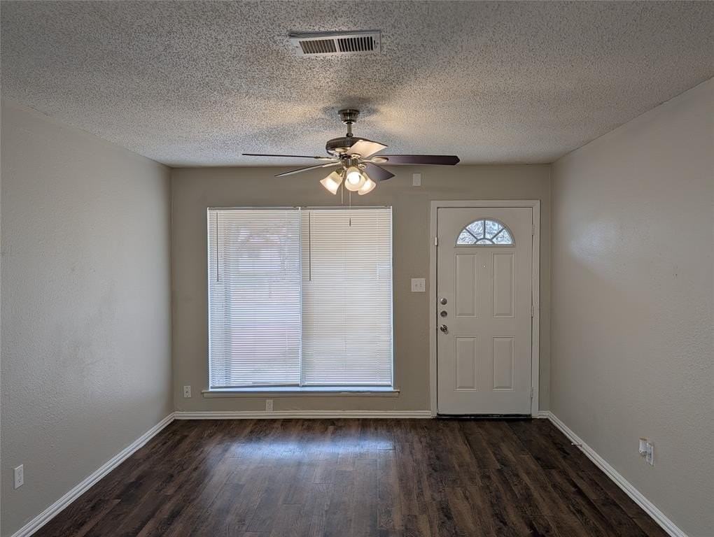 3732 Falcon Dr - Photo 4 of 18