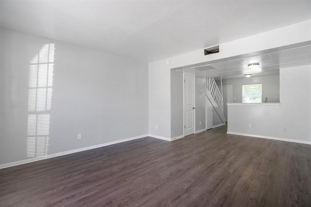 307 Rose St #311C - Photo 2 of 10