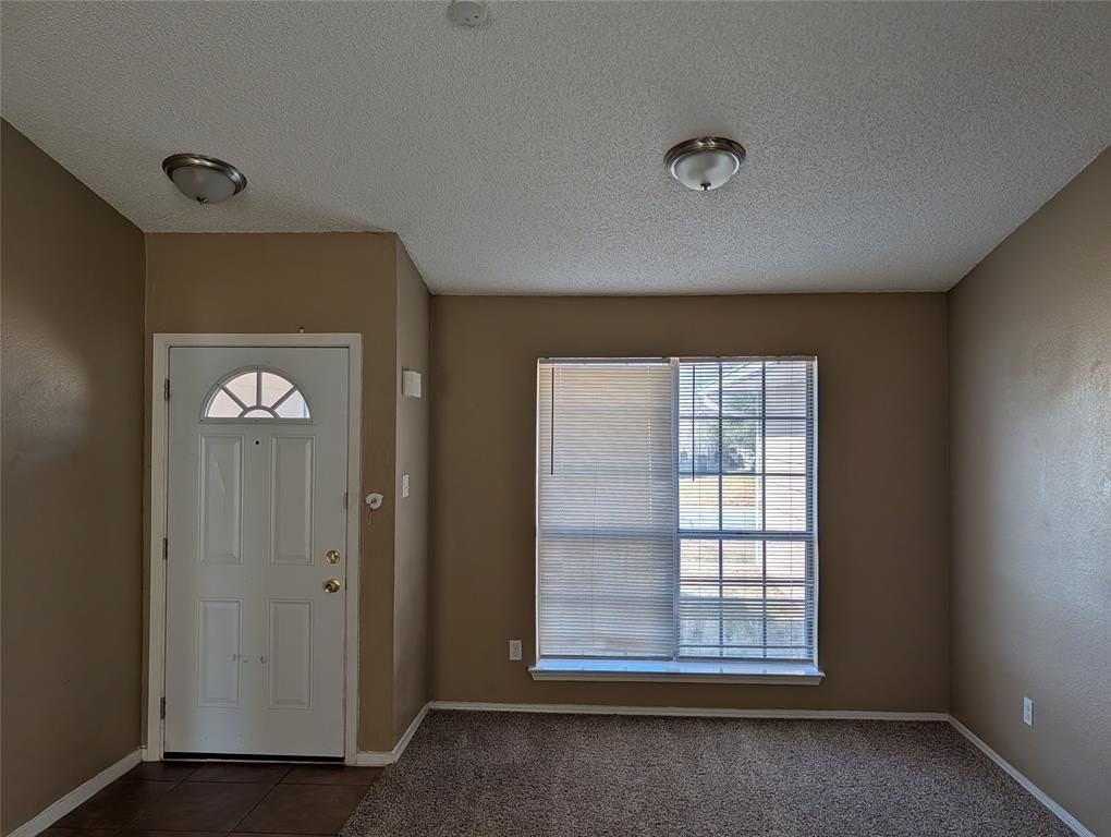 7921 Rockdale Rd - Photo 3 of 19