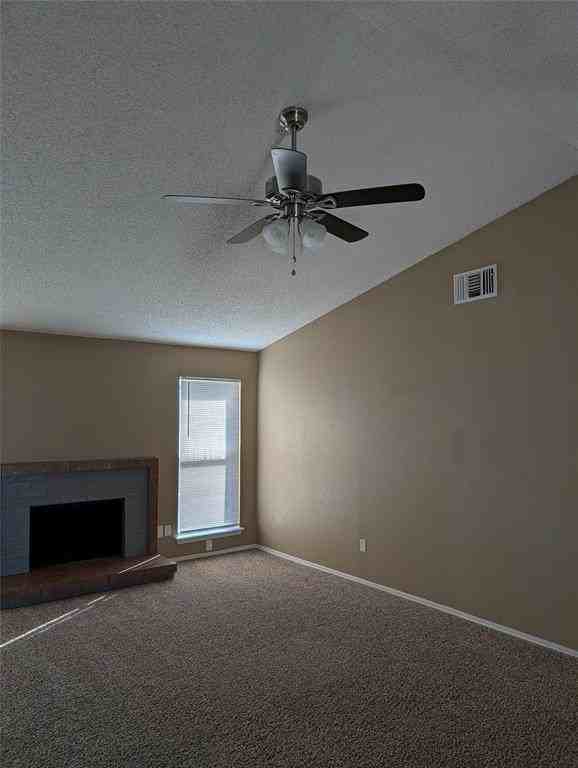 7921 Rockdale Rd - Photo 7 of 19