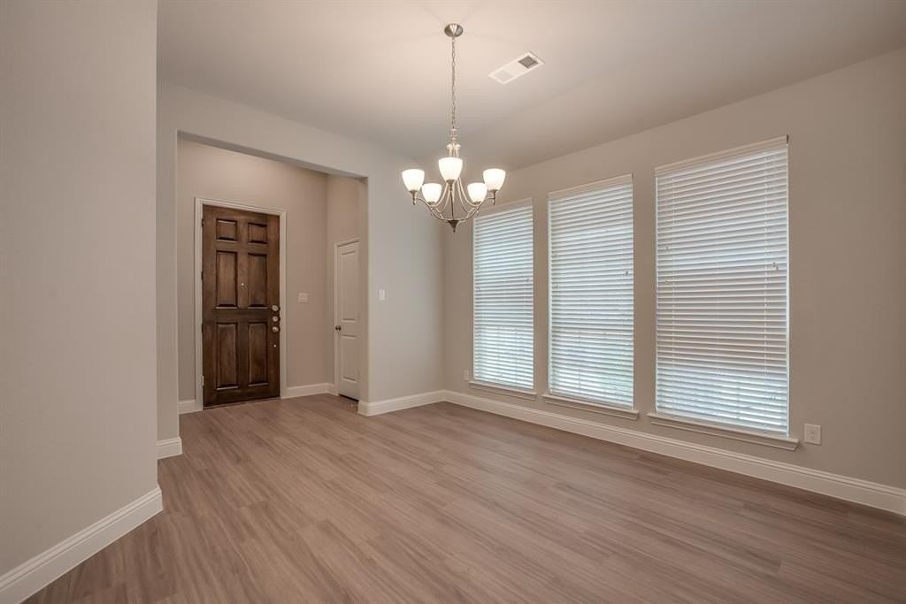 3301 Damsel Sauvage Ln - Photo 4 of 22