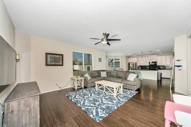 9001 Cranston Ct - Photo 5 of 14