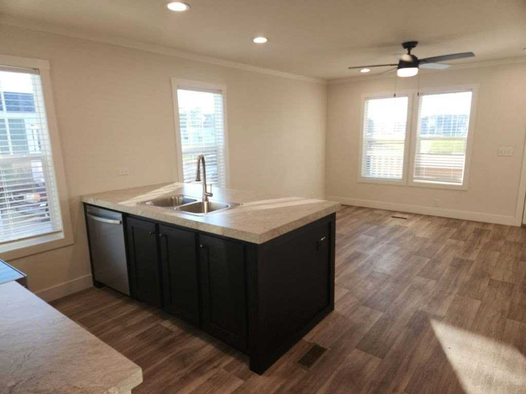 24 Bonnet Ct #3 - Photo 3 of 16