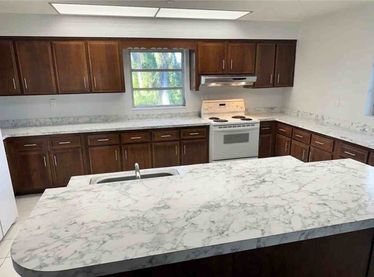 19 Windy Point Rd - Photo 5 of 14