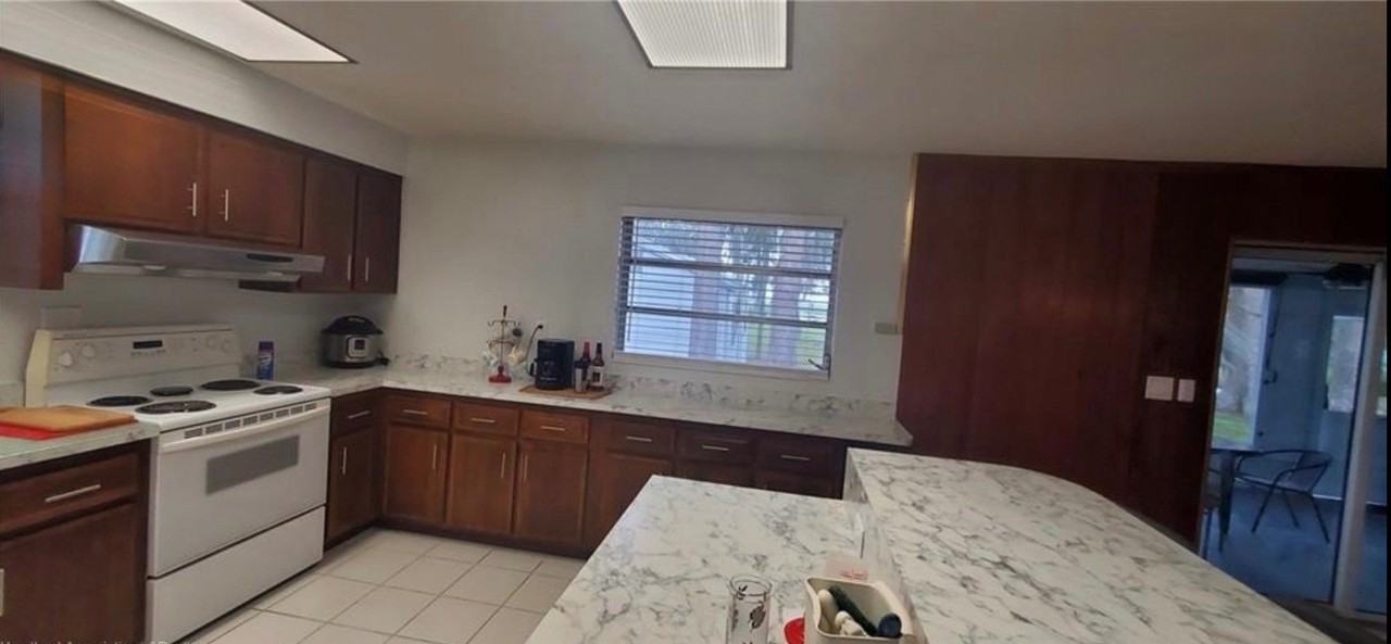 19 Windy Point Rd - Photo 6 of 14