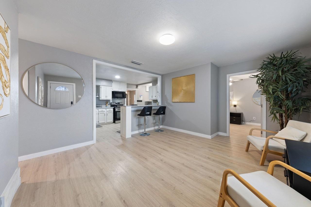 Golden Hills Dr - Photo 3 of 21