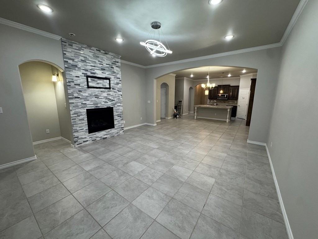 5209 Lamont Ave - Photo 2 of 16