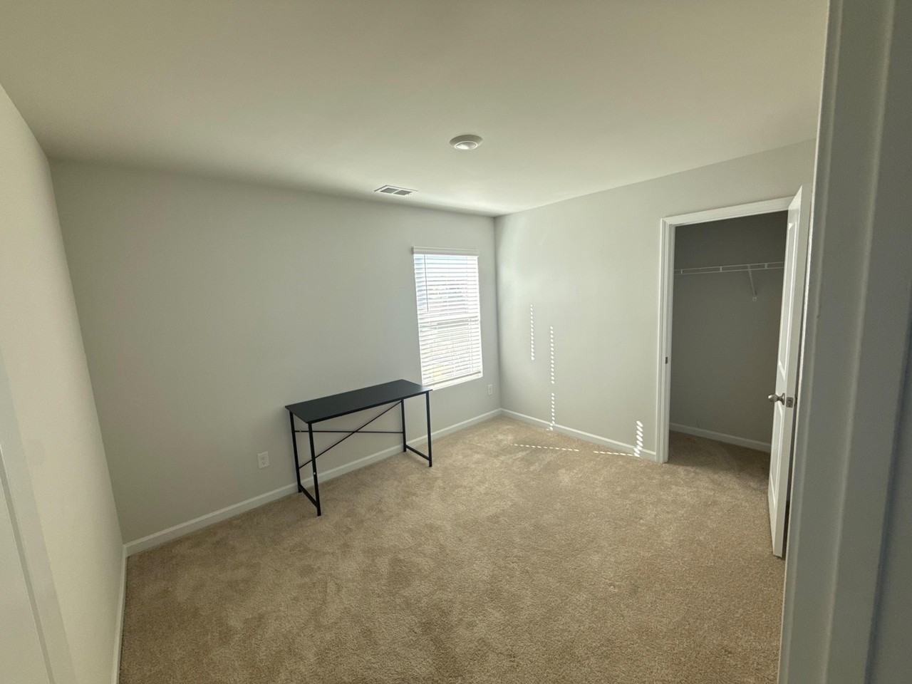 Colonel Ct - Photo 2 of 9