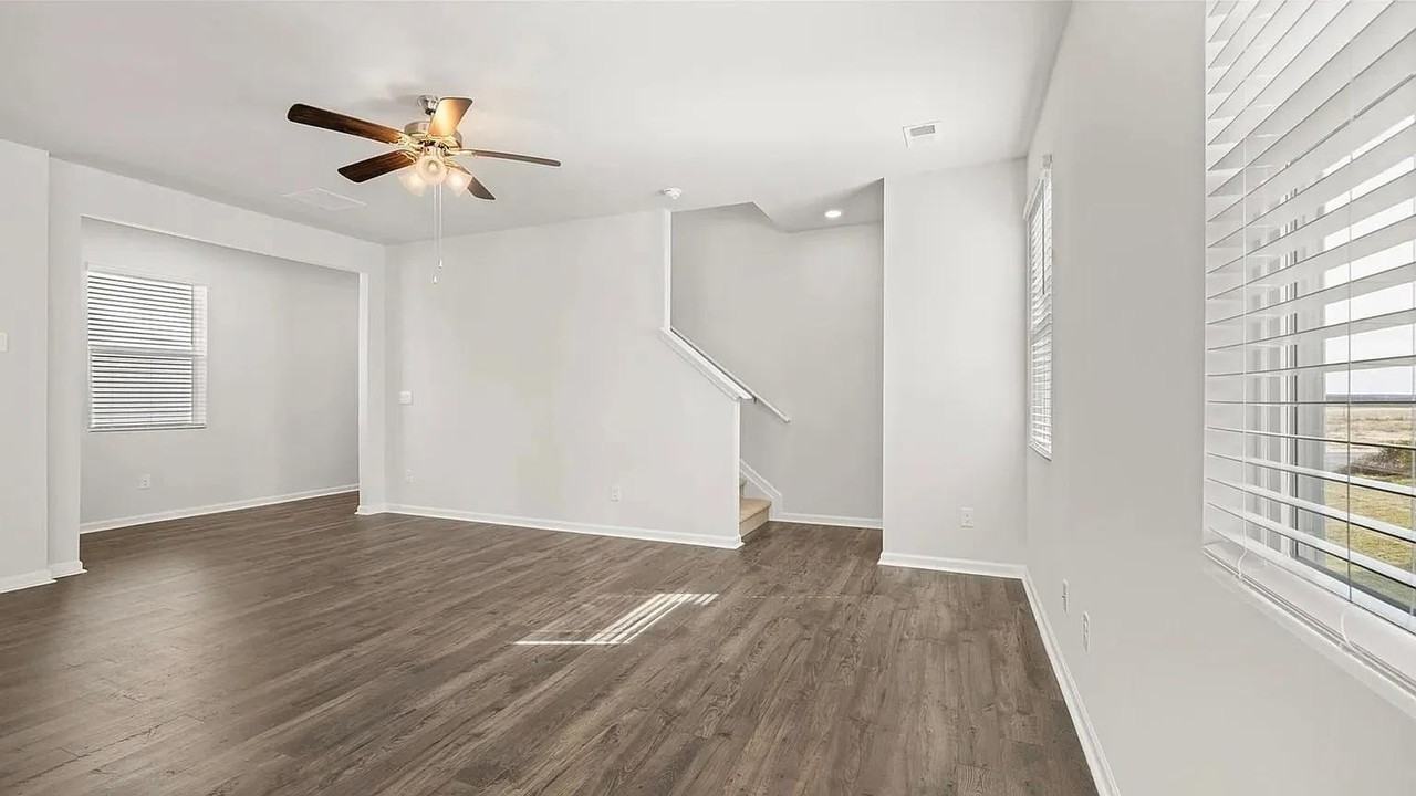 Colonel Ct - Photo 3 of 9