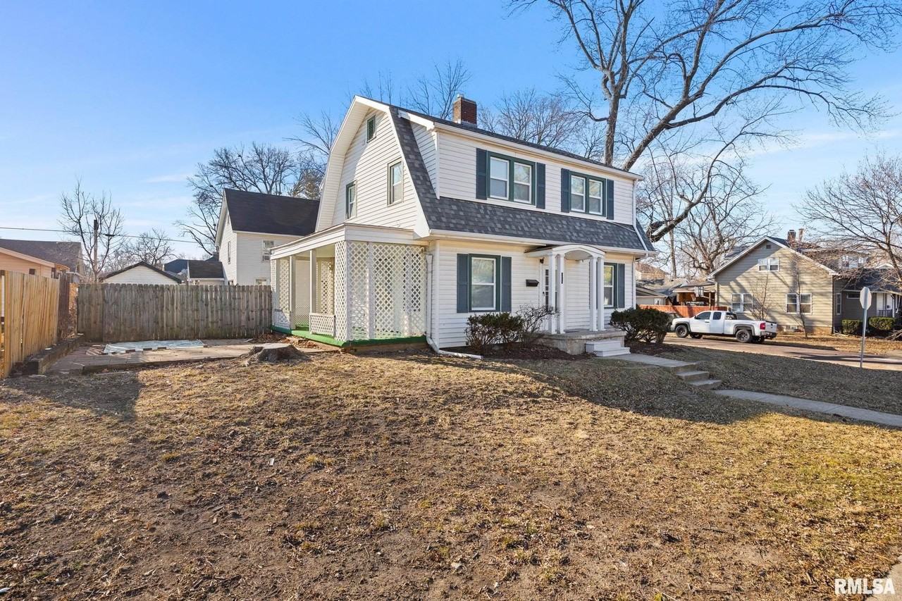 400 E Virginia Ave - Photo 2 of 37