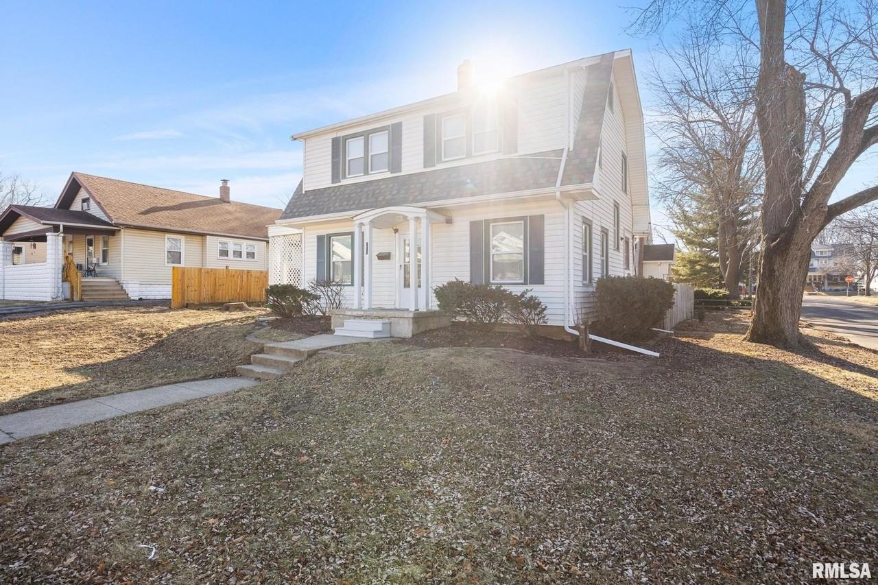 400 E Virginia Ave - Photo 3 of 37