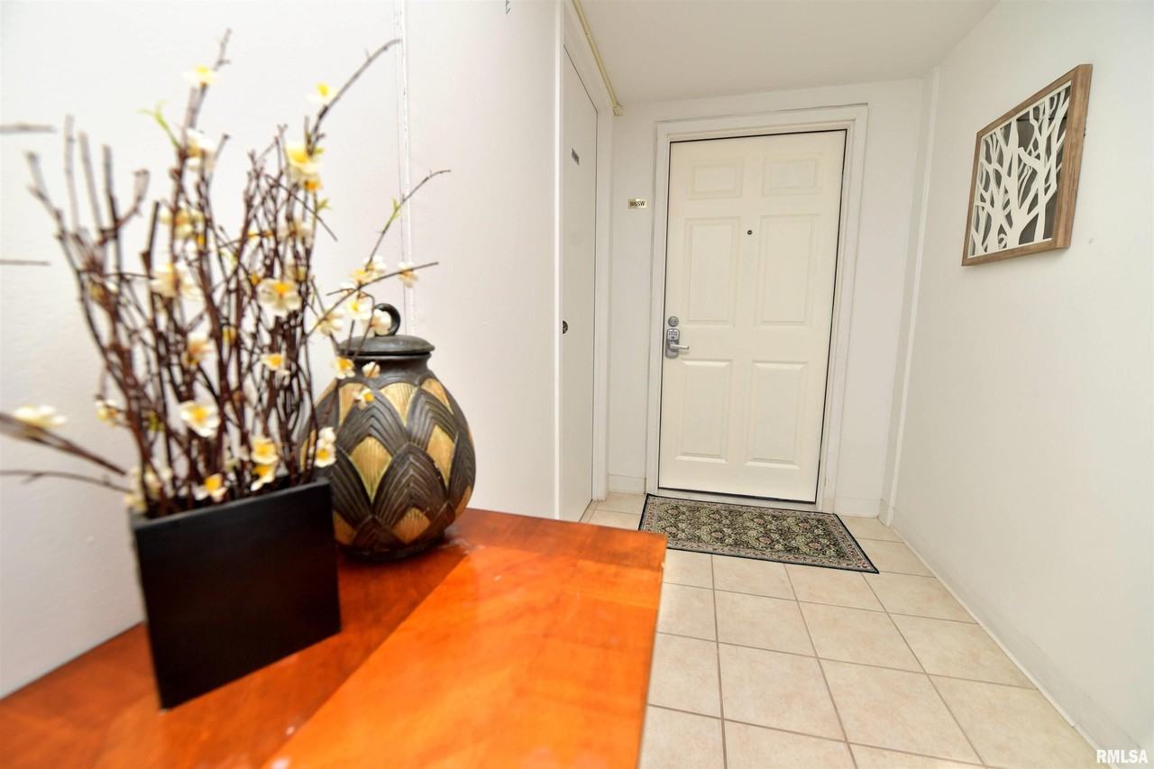 123 Sw Jefferson Ave Unit W6a-B #W6AB - Photo 2 of 50