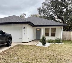 8720 Fowler Ave - Photo 1 of 1