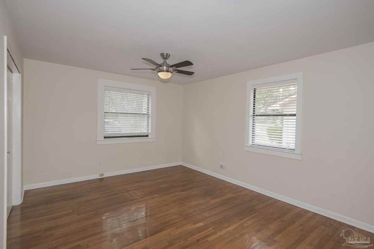 6314 White Oak Dr - Photo 5 of 40