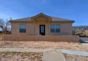 featured image of 1202 S Main St