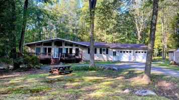 featured image of 11 Hemlock Path