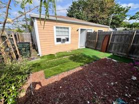 701 N J St #C - Photo 1 of 1