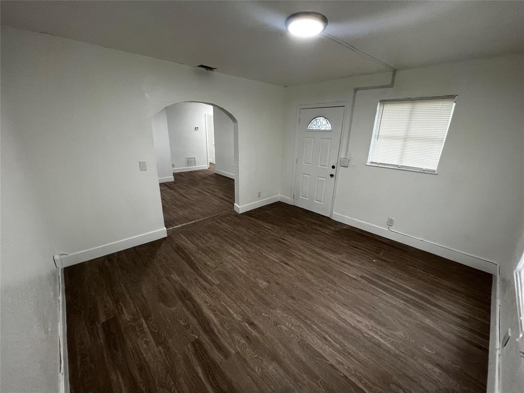 101 Nw 13th Ave - Photo 2 of 12