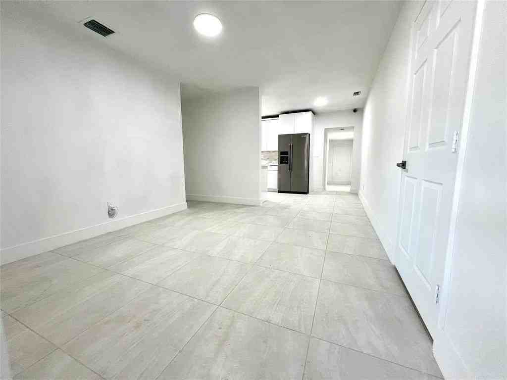 10730 Sw 149th Ter - Photo 2 of 7