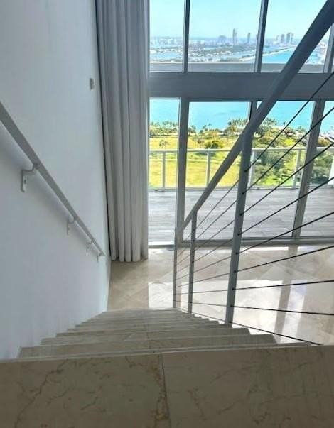 1040 Biscayne Blvd #3003 - Photo 4 of 11