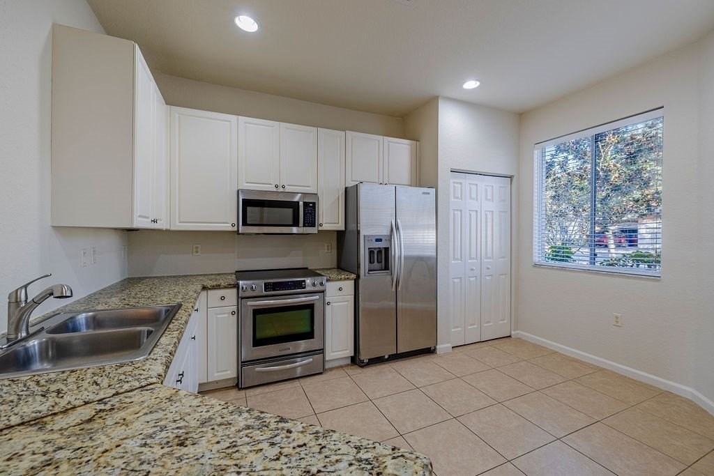 805 Middleton Dr Sw - Photo 5 of 32