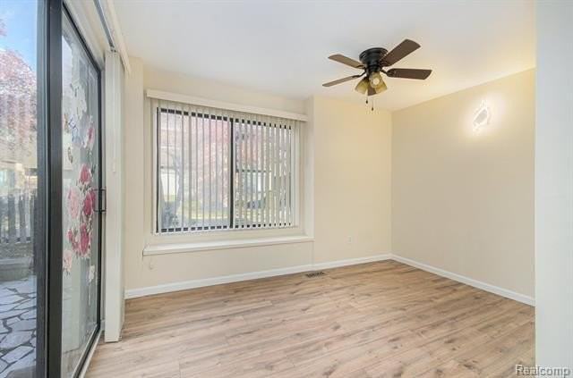 37313 Clubhouse Dr - Photo 7 of 23