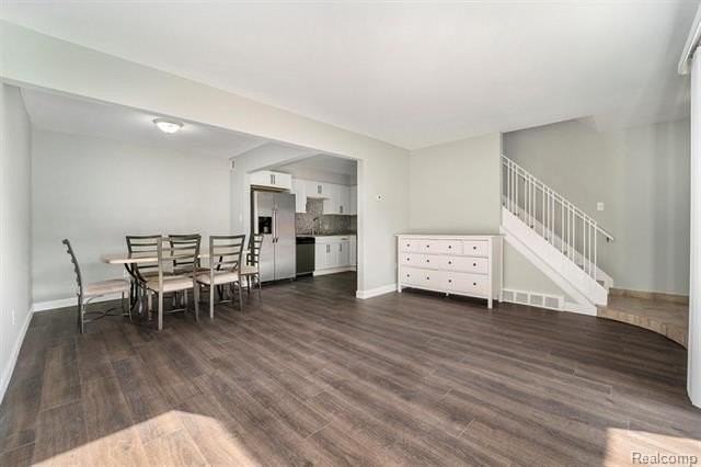 8691 Kennedy Cir - Photo 5 of 16