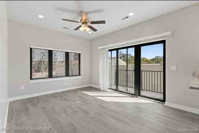 105 N Laurel St #D - Photo 6 of 18