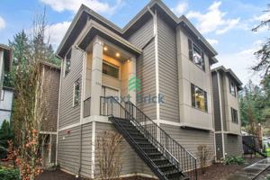 featured image of 555 Se Andrews St