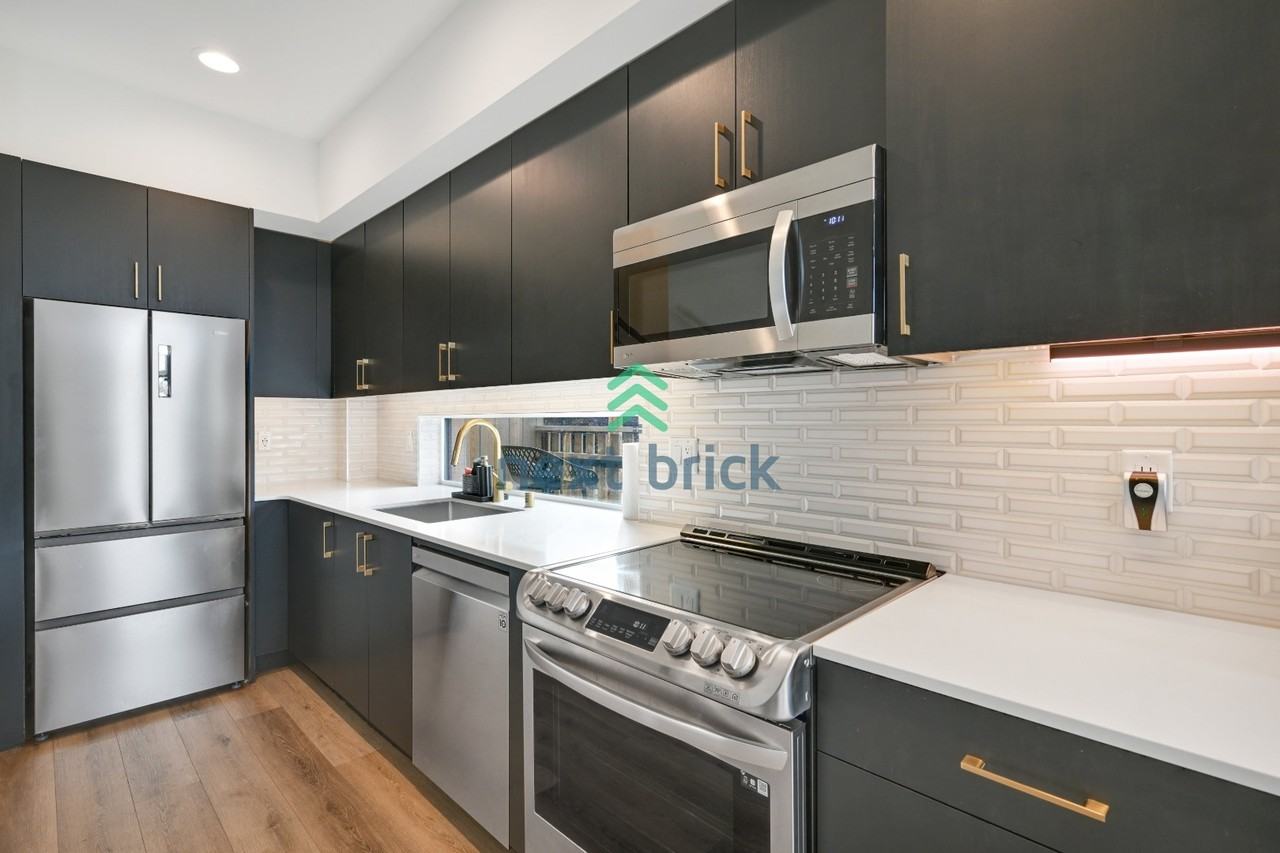 928 Nw 56th St #C - Photo 7 of 17