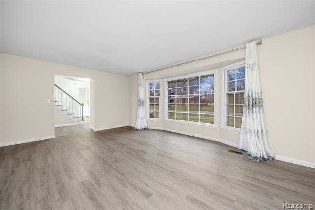 5738 Pebbleshire Rd - Photo 6 of 38