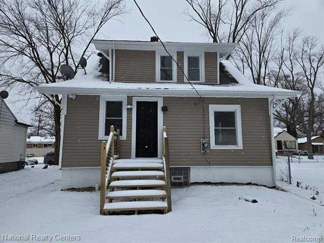 18910 Wormer St - Photo 2 of 7