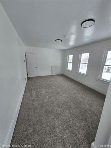 18910 Wormer St - Photo 5 of 7