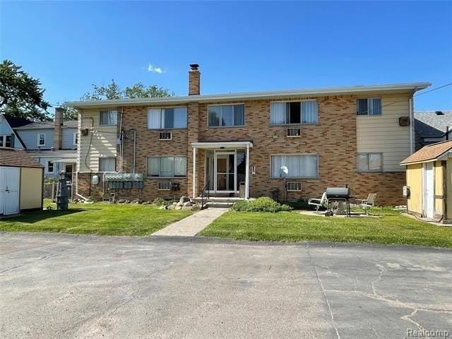 549 ELM Unit 7 Street - Photo 3 of 7