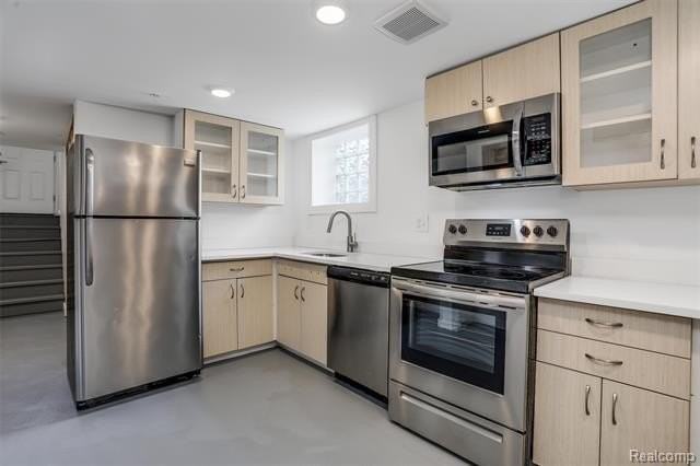 95 E Euclid St #001 - Photo 2 of 13