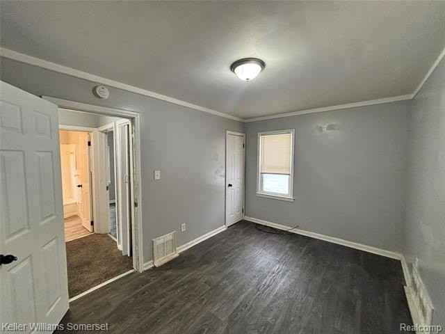 4651 Chatsworth St - Photo 5 of 8