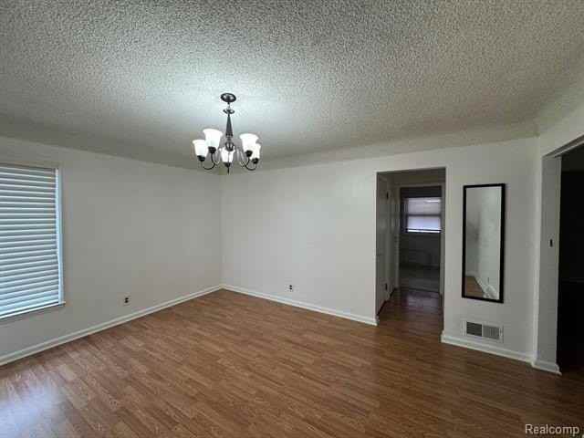 6922 Mayburn St - Photo 4 of 11