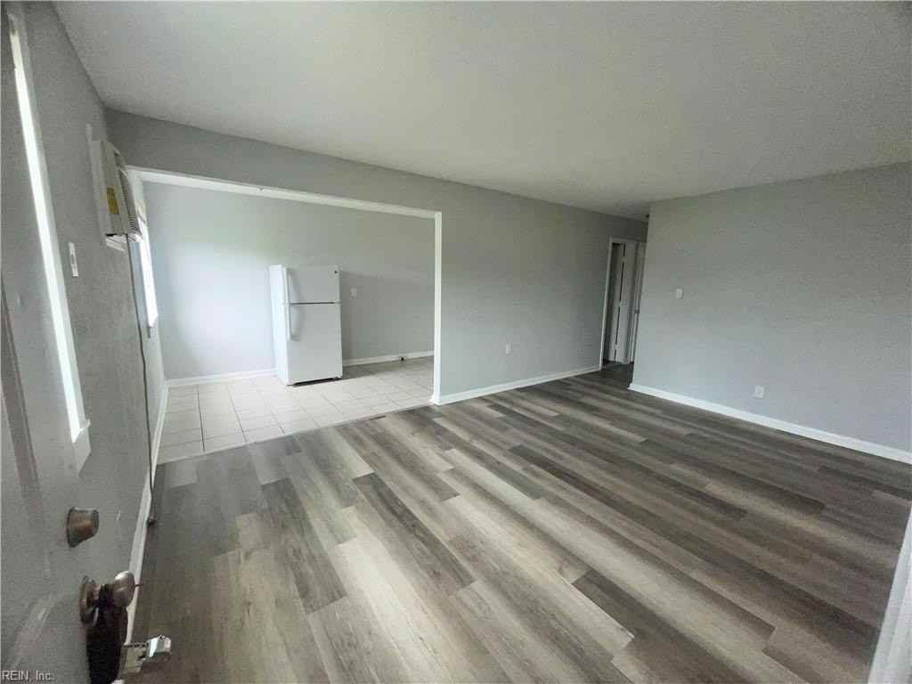 2500 Leo St #4 - Photo 2 of 9