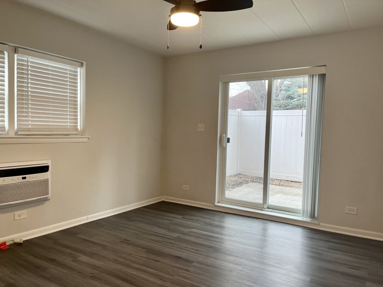 30 S Spring Ave #104 - Photo 5 of 8