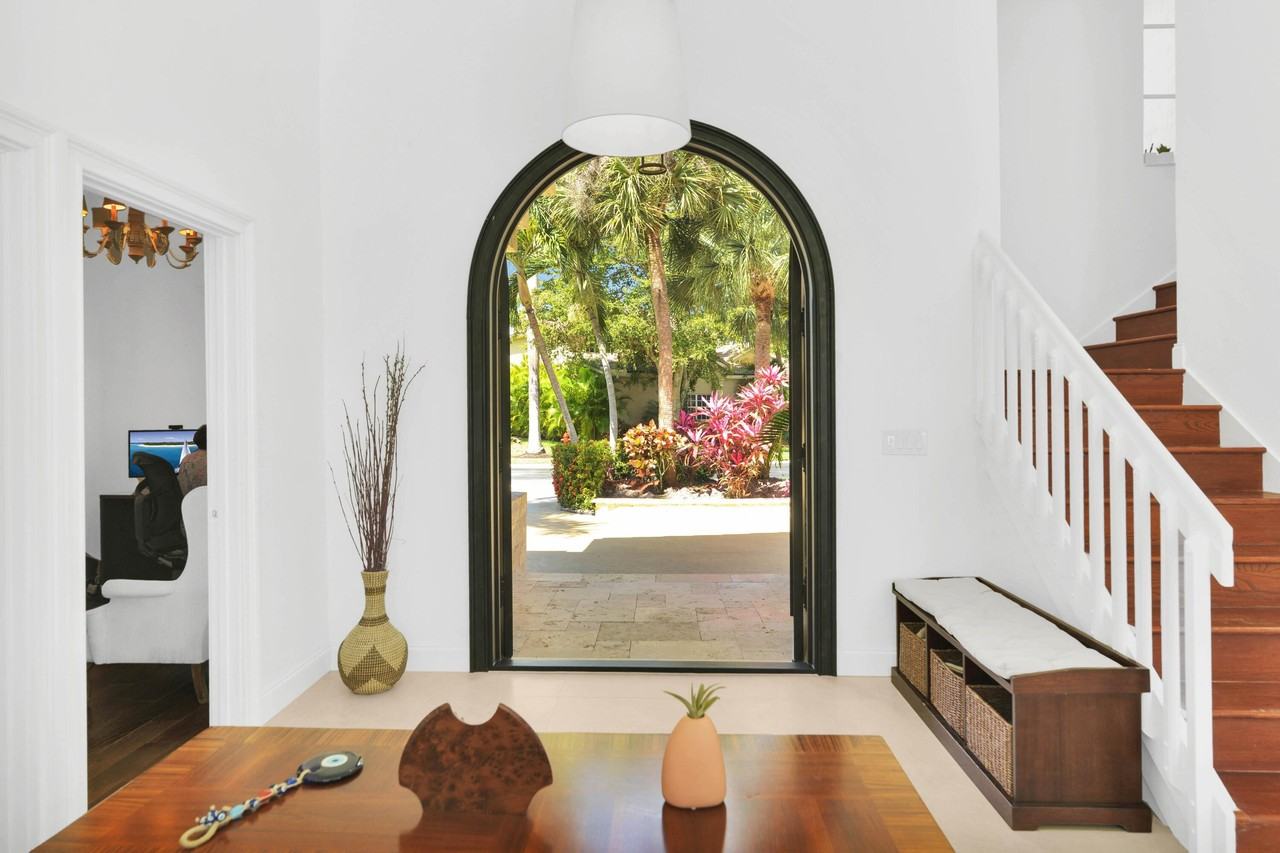 10900 Haydn Dr - Photo 6 of 50