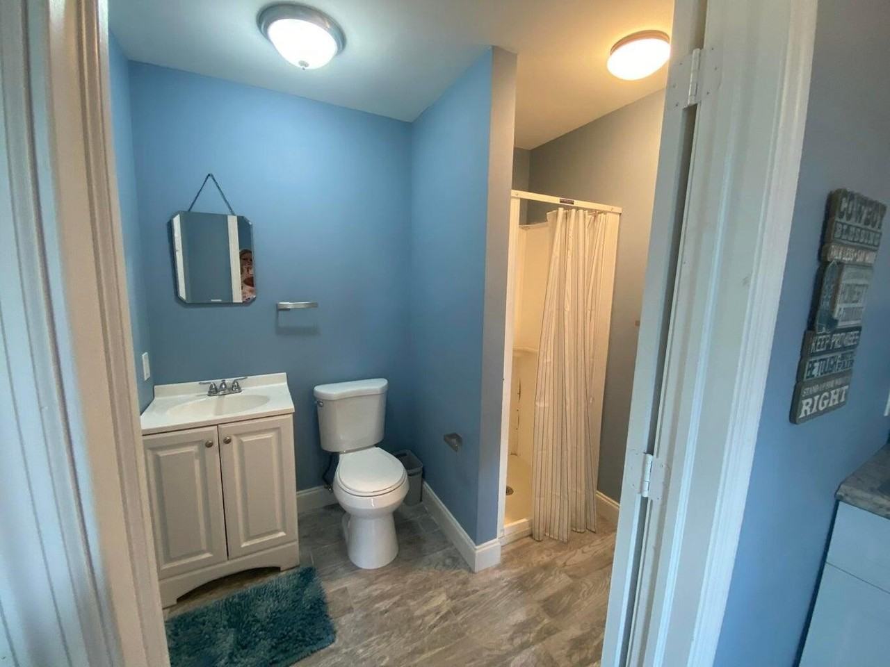 2141 B Rd - Photo 2 of 5