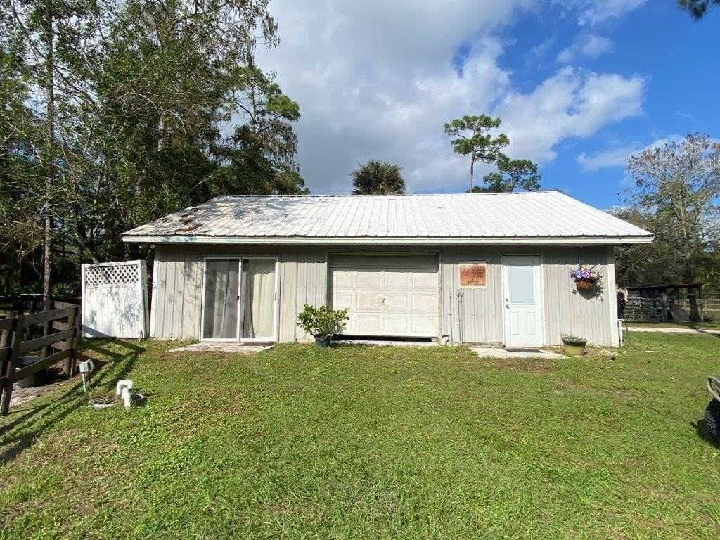 2141 B Rd - Photo 3 of 5