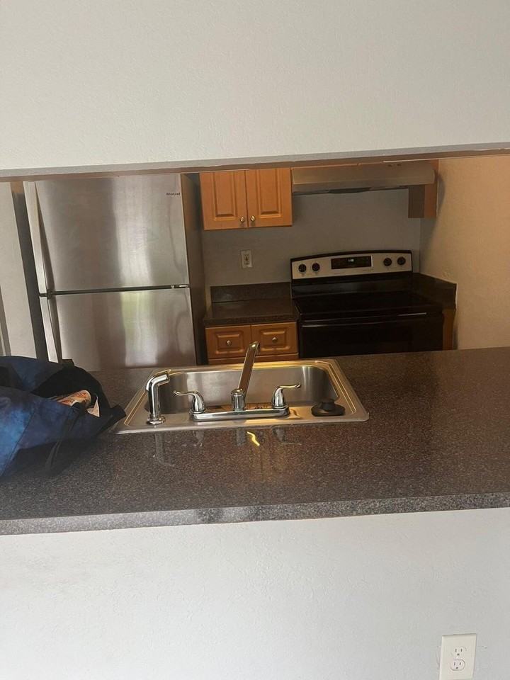 6053 10th Ave N #237 - Photo 4 of 12