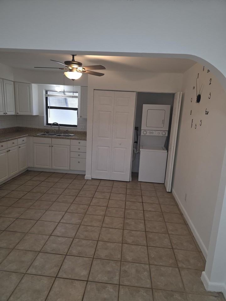 4443 Vicliff Rd - Photo 6 of 10