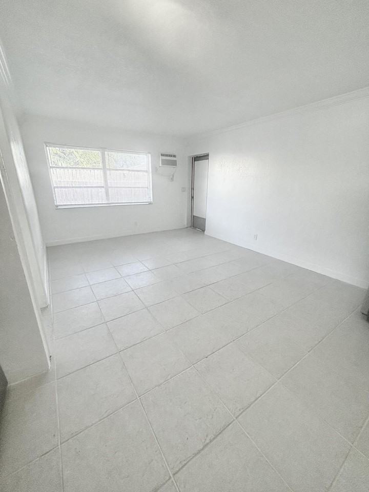 531 S C St #1 - Photo 5 of 20