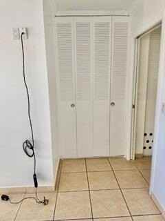 5443 Cresthaven Blvd #F - Photo 4 of 7