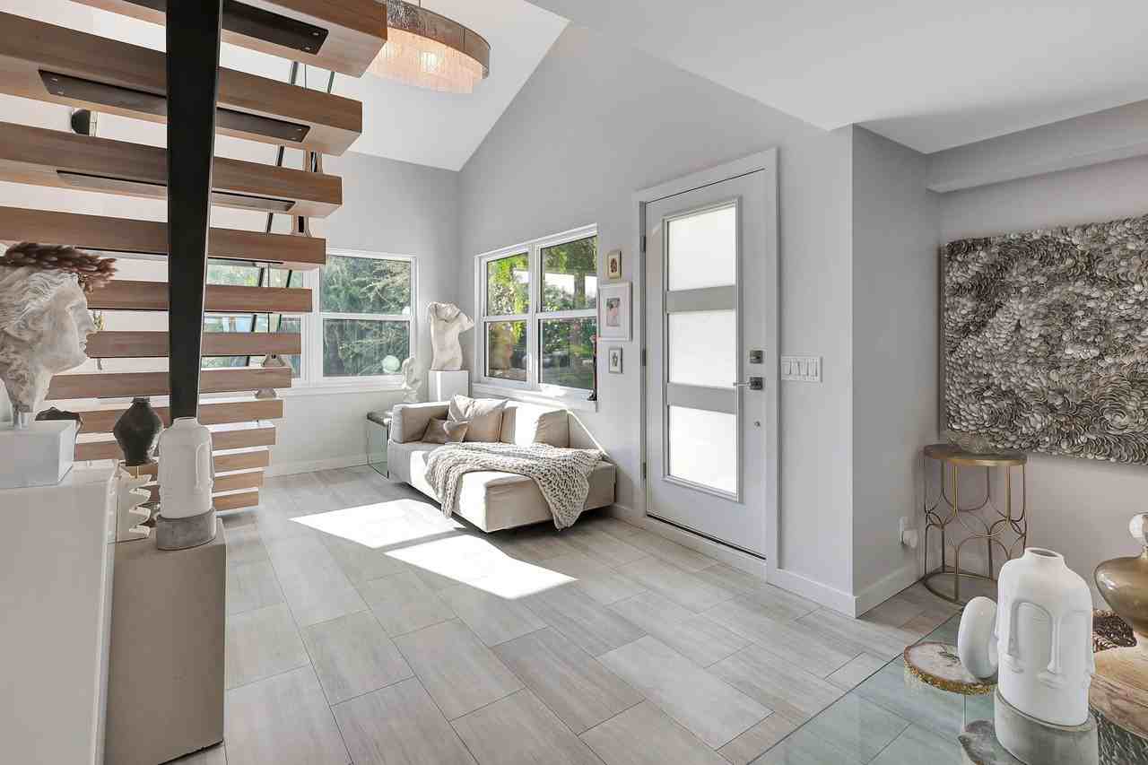 2404 Harbour Cove Dr - Photo 5 of 42