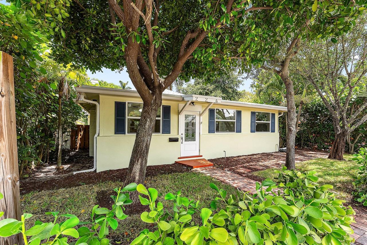 224 N Ocean Breeze - Photo 2 of 33